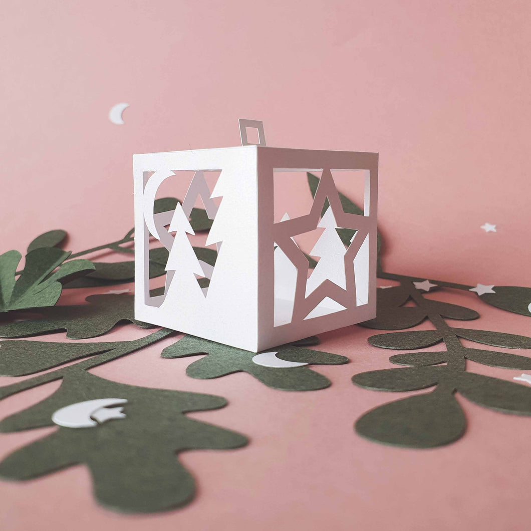 Kit cube blanc en papier PliPapierCiseaux - idée sapin de Noël