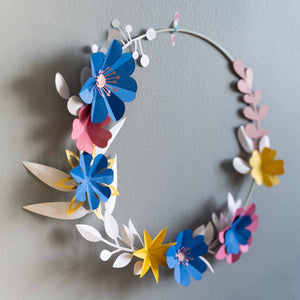 Kit couronne de fleurs pop en papier PliPapierCiseaux - idée décoration