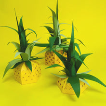 Charger l&#39;image dans la galerie, Ananas en papier PliPapierCiseaux - idée atelier d&#39;anniversaire
