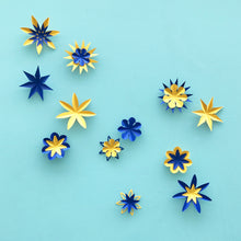 Charger l&#39;image dans la galerie, Kit fleurs liberty en papier bleu et jaune PliPapierCiseaux - idée décoration