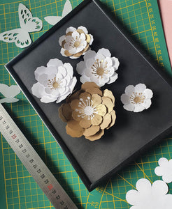 Kit de fleurs Simone en papier doré et blanc PliPapierCiseaux - idée décoration cadre