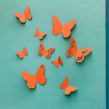 Charger l&#39;image dans la galerie, Kit de papillons Siméon en papier orange PliPapierCiseaux - idée décoration