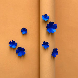 Kit de fleurs griottes en papier bleu PliPapierCiseaux - idée décoration